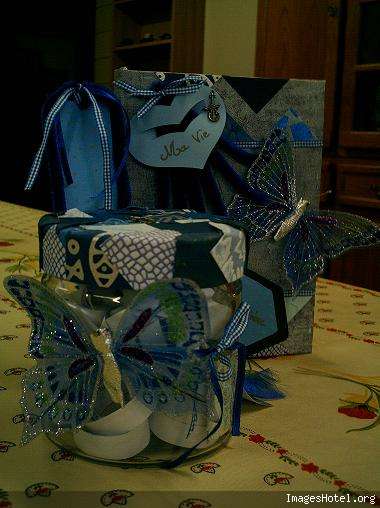 http://www.imageshotel.org/images/cricri58/souvenirsenpot2.jpg