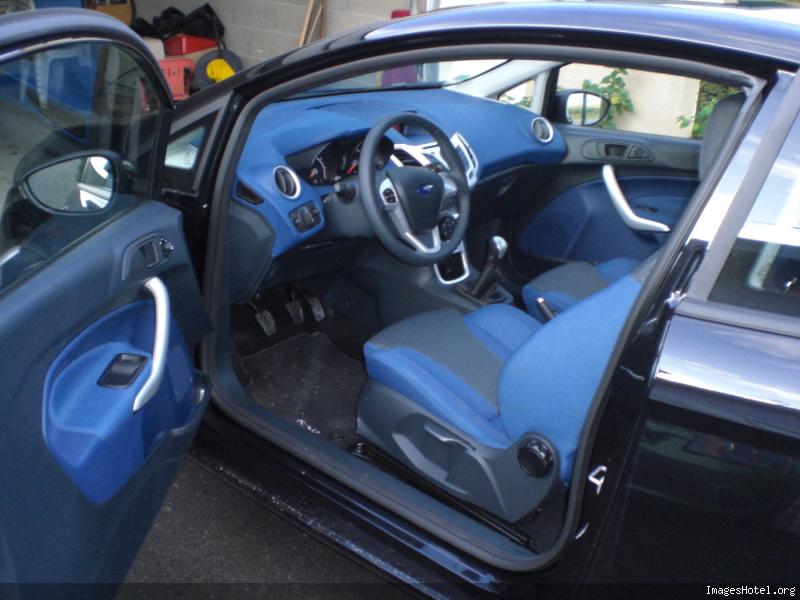 Ford fiesta sport noir