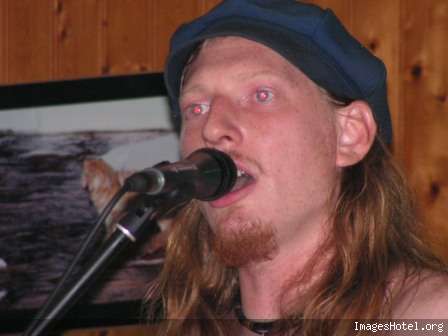descendant vicking blonde au grand coeur 