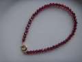http://www.imageshotel.org/thumbs/Benedicte/braceletfuschia.jpg