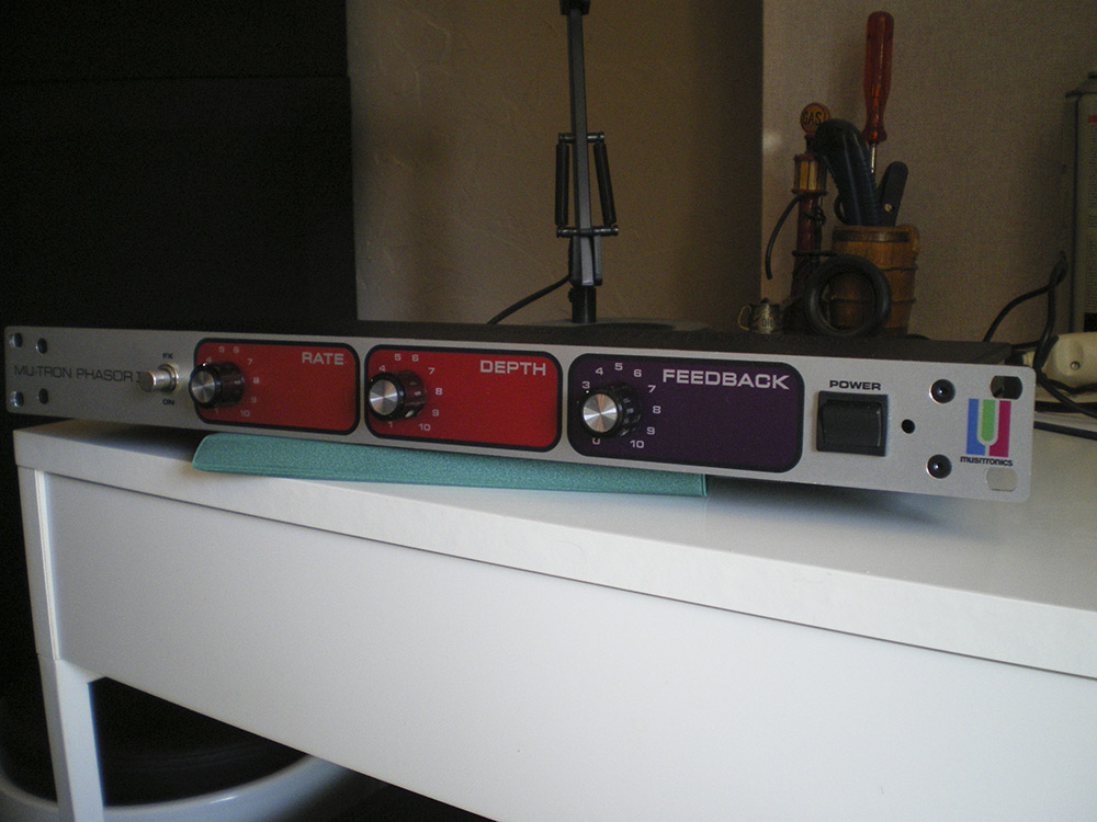 mutronfront2.jpg mutronfront2.jpg